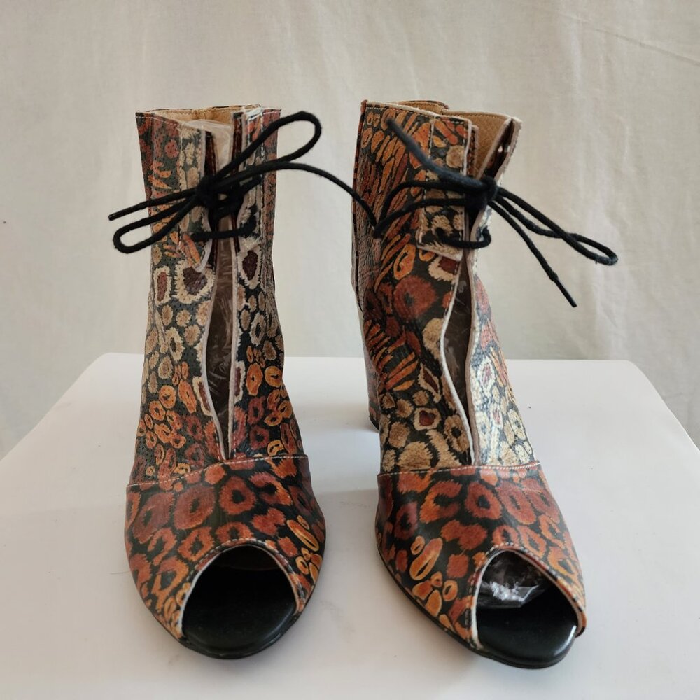 Soft Leather Paisley Tie Up Bootie